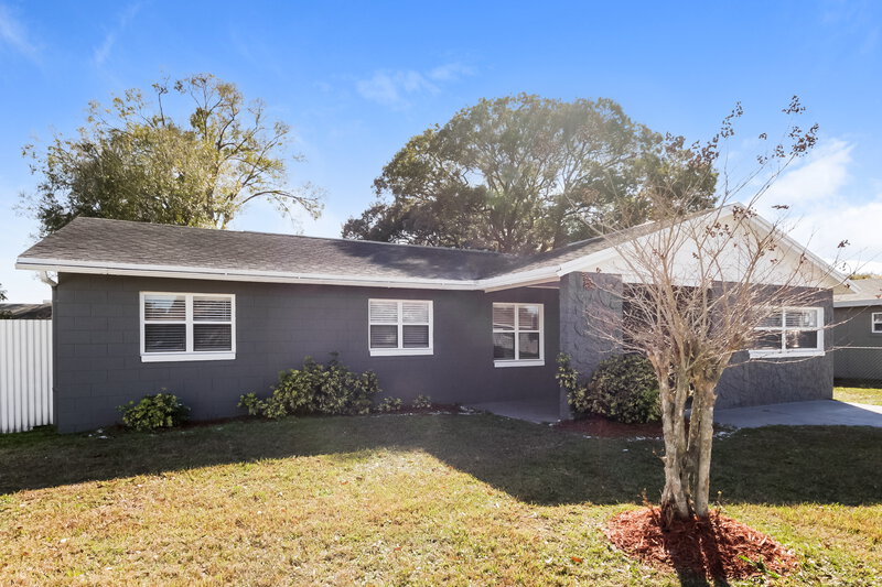 2,410/Mo, 2022 Valencia Cir Kissimmee, FL 34741 Front View