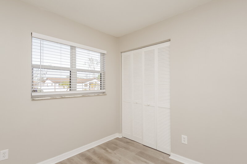 2,410/Mo, 2022 Valencia Cir Kissimmee, FL 34741 Bedroom View 2