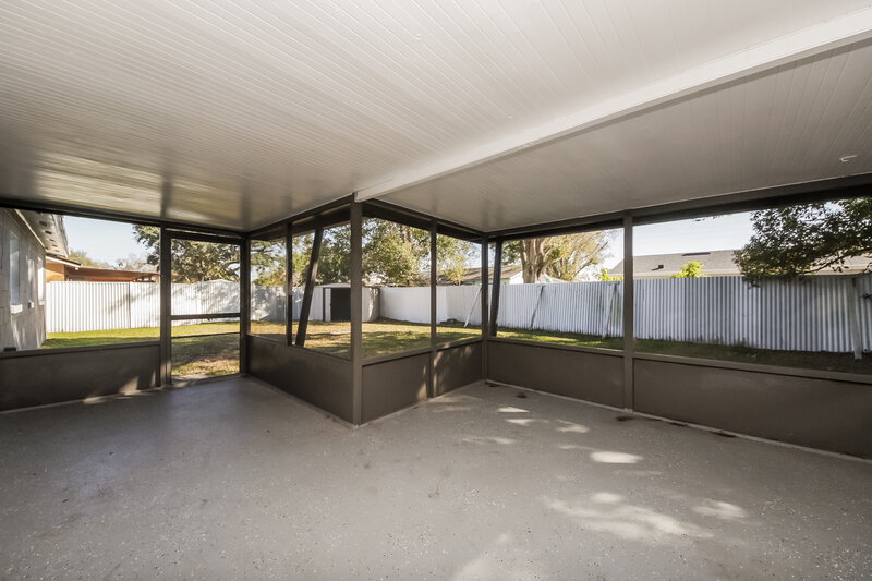 2,410/Mo, 2022 Valencia Cir Kissimmee, FL 34741 Screen Porch View