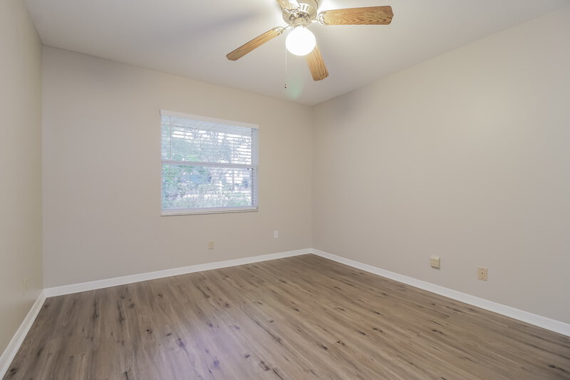 2,120/Mo, 417 E Hillcrest St Altamonte Springs, FL 32701 Bedroom View