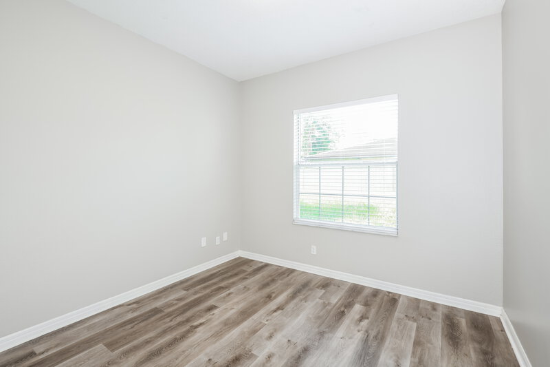 1,985/Mo, 316 Hibiscus St Chuluota, FL 32766 Bedroom View 2