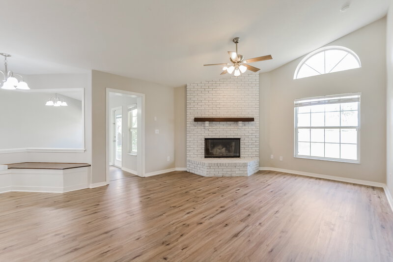 2,680/Mo, 6231 Courtney Cv Forest City, FL 32703 Family Room View