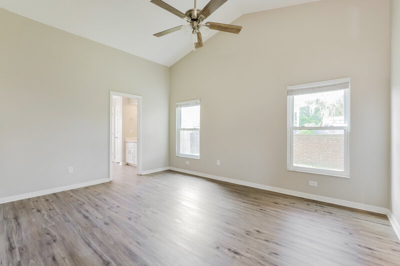 2,680/Mo, 6231 Courtney Cv Forest City, FL 32703 Main Bedroom View