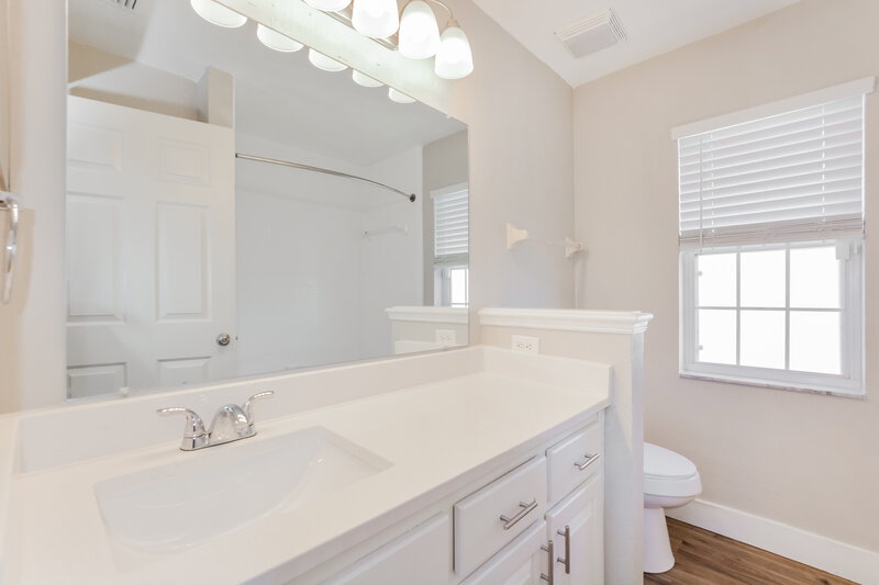 2,680/Mo, 6231 Courtney Cv Forest City, FL 32703 Bathroom View