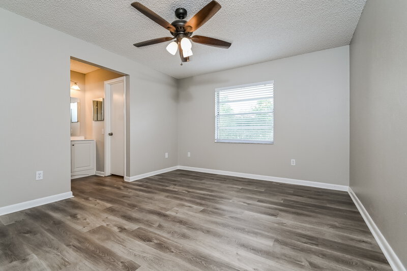 2,200/Mo, 151 Rainbow Blvd Babson Park, FL 33827 Main Bedroom View