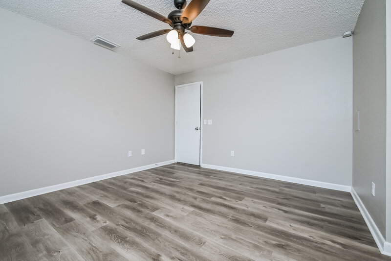 2,200/Mo, 151 Rainbow Blvd Babson Park, FL 33827 Main Bedroom View 2