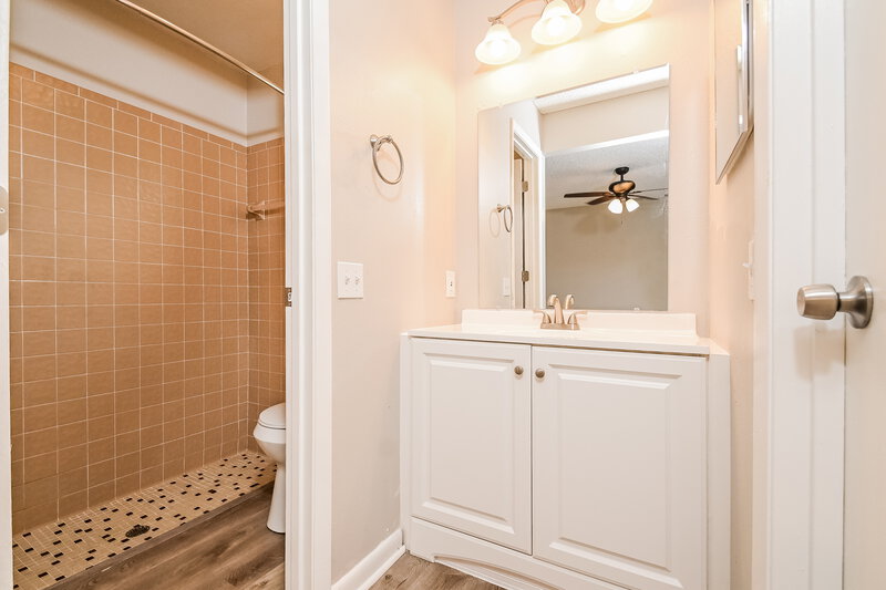 2,200/Mo, 151 Rainbow Blvd Babson Park, FL 33827 Bathroom View