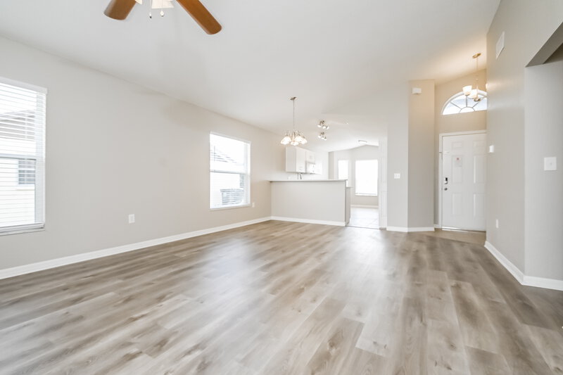1,695/Mo, 3740 Imperial Dr Winter Haven, FL 33880 Living Room View