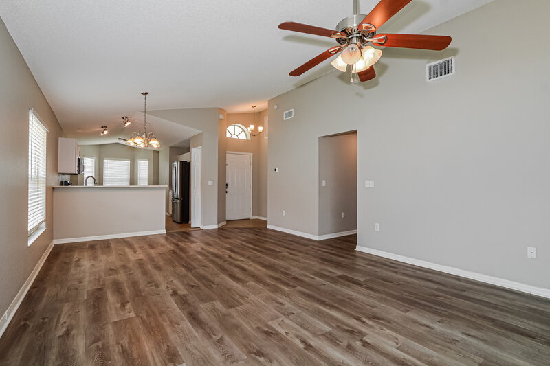 1,650/Mo, 3740 Imperial Dr Winter Haven, FL 33880 Living Room View 2