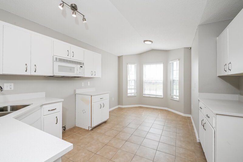 1,695/Mo, 3740 Imperial Dr Winter Haven, FL 33880 Kitchen View