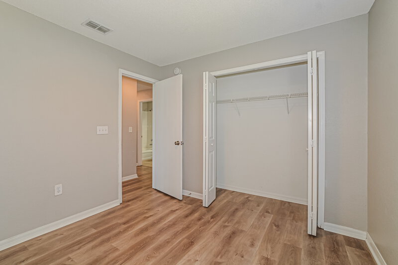 1,650/Mo, 3740 Imperial Dr Winter Haven, FL 33880 Bedroom View 2
