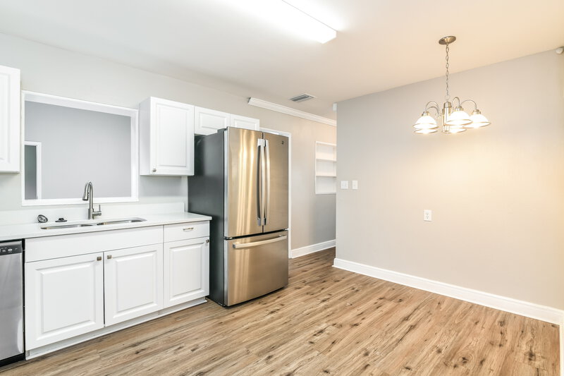 2,240/Mo, 515 S Nekoma Ave Lake Alfred, FL 33850 Kitchen View