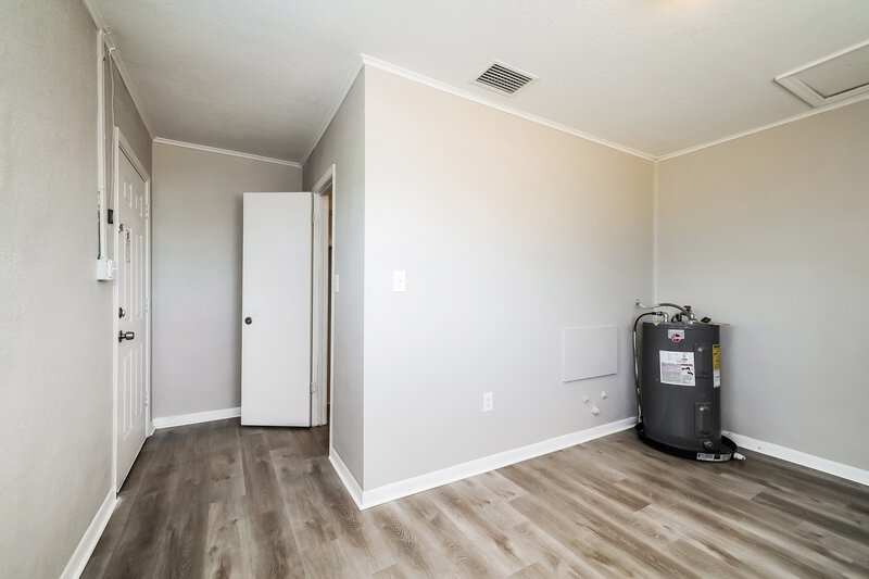 2,225/Mo, 1033 Campbell Ave Lake Wales, FL 33853 Utility View 2