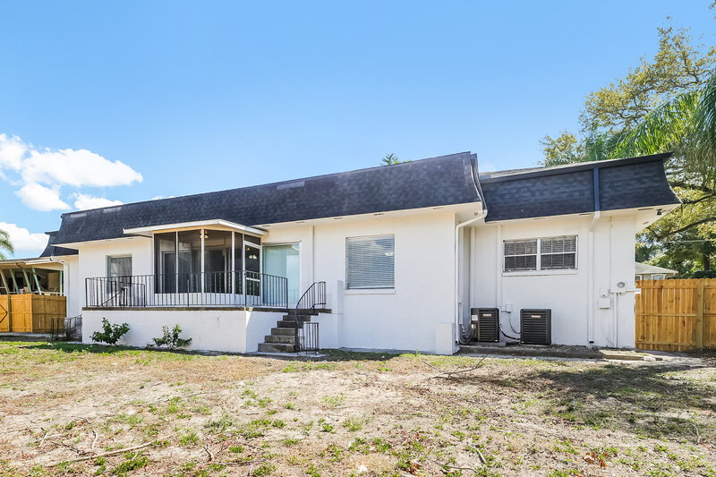 2,225/Mo, 1033 Campbell Ave Lake Wales, FL 33853 Rear View