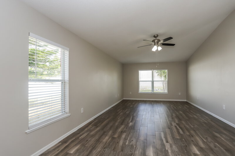 2,240/Mo, 15 Lake McLeod Dr Eagle Lake, FL 33839 Misc View 5