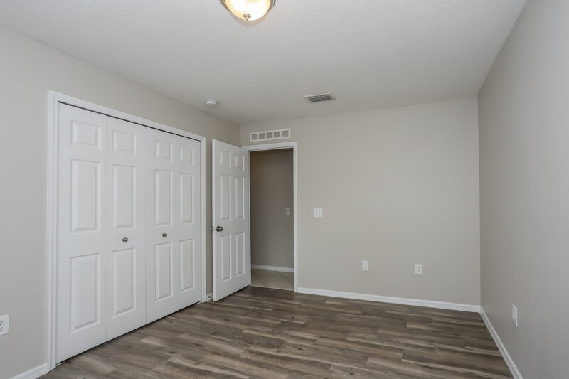 2,240/Mo, 15 Lake McLeod Dr Eagle Lake, FL 33839 Misc View 9