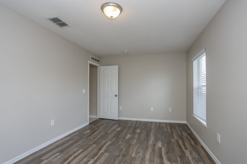 2,240/Mo, 15 Lake McLeod Dr Eagle Lake, FL 33839 Misc View 11