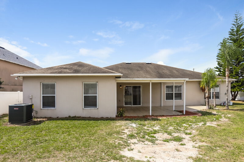 2,240/Mo, 15 Lake McLeod Dr Eagle Lake, FL 33839 Misc View 13