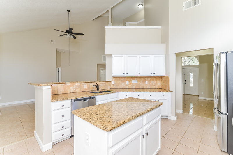 2,775/Mo, 1968 Downs Ct Lake Mary, FL 32746 Kitchen View