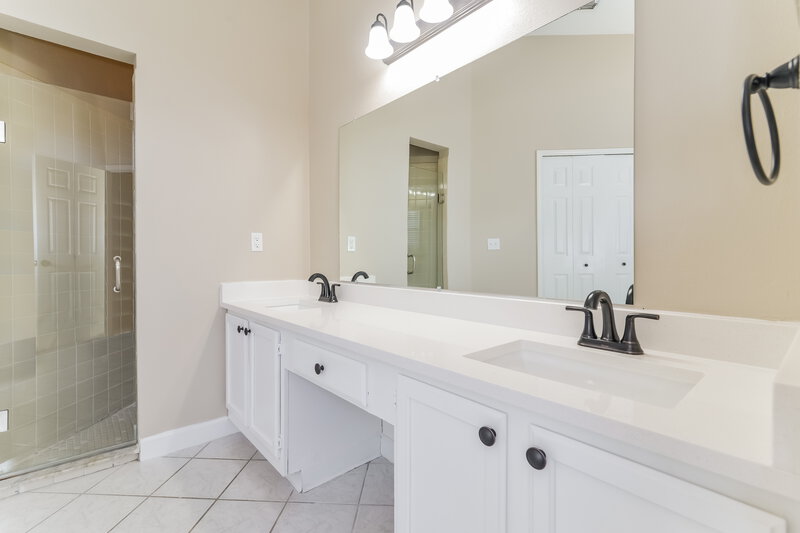 2,775/Mo, 1968 Downs Ct Lake Mary, FL 32746 Main Bathroom View