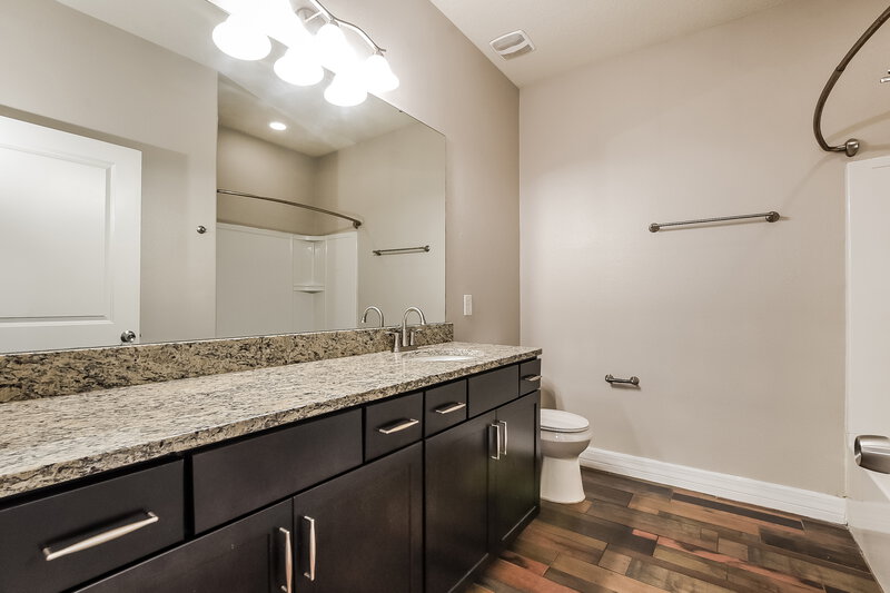 2,675/Mo, 3672 Moca Dr Saint Cloud, FL 34772 Bathroom View 2