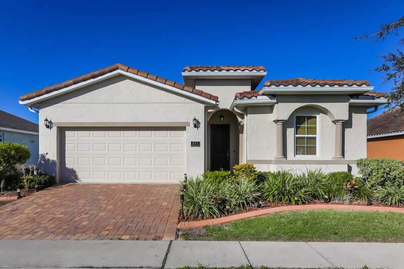 2,300/Mo, 211 Messina Pl Howey in the Hills, FL 34737 External View