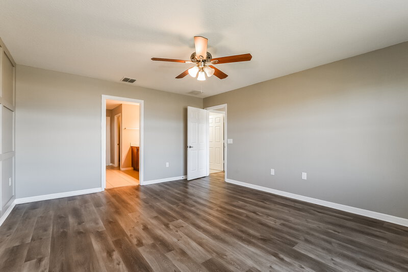 2,590/Mo, 3809 Gulf Shore Cir Kissimmee, FL 34746 Main Bedroom View