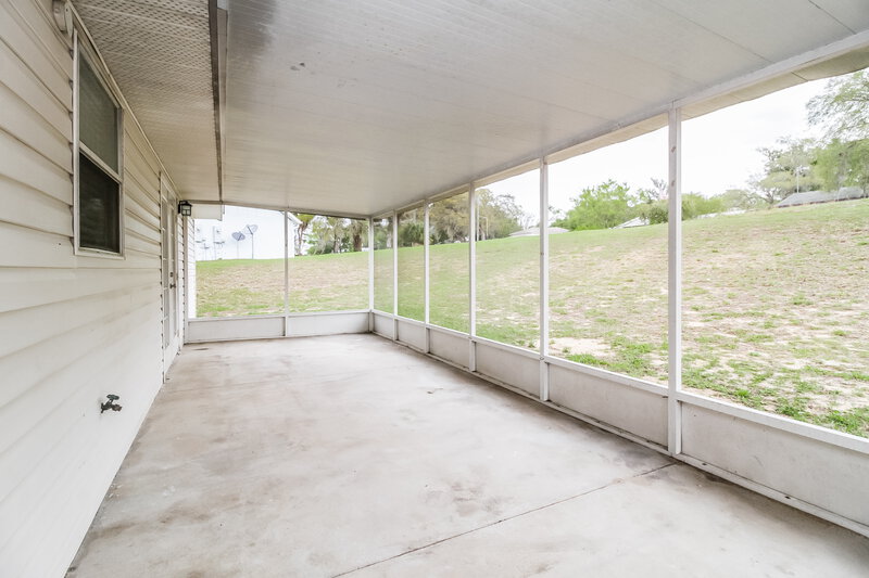 2,045/Mo, 301 Morningview Dr Eustis, FL 32726 Sun Room View
