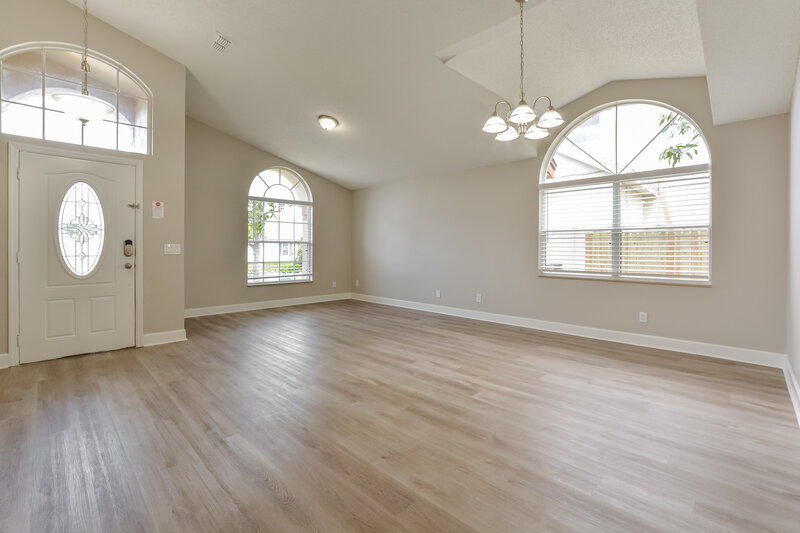 2,520/Mo, 817 Avon Ct Lake Mary, FL 32746 Living Room View