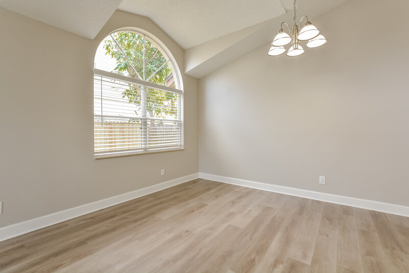 2,520/Mo, 817 Avon Ct Lake Mary, FL 32746 Dining Room View