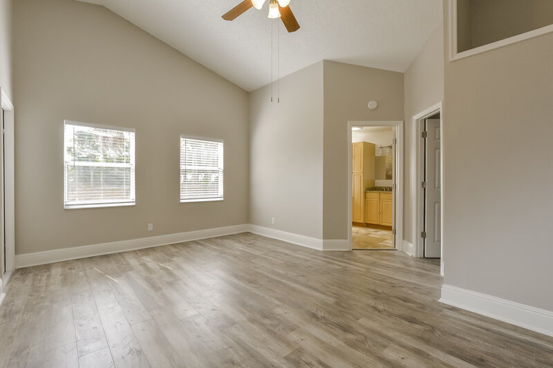 2,520/Mo, 817 Avon Ct Lake Mary, FL 32746 Main Bedroom View