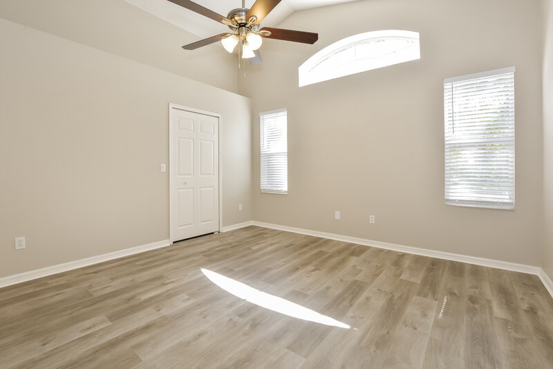 2,660/Mo, 813 Rogers Ct Casselberry, FL 32707 Main Bedroom View