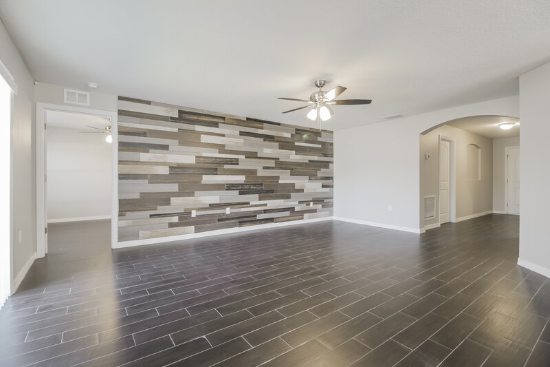 1,825/Mo, 2290 Bexley Dr Tavares, FL 32778 Living Room View 2
