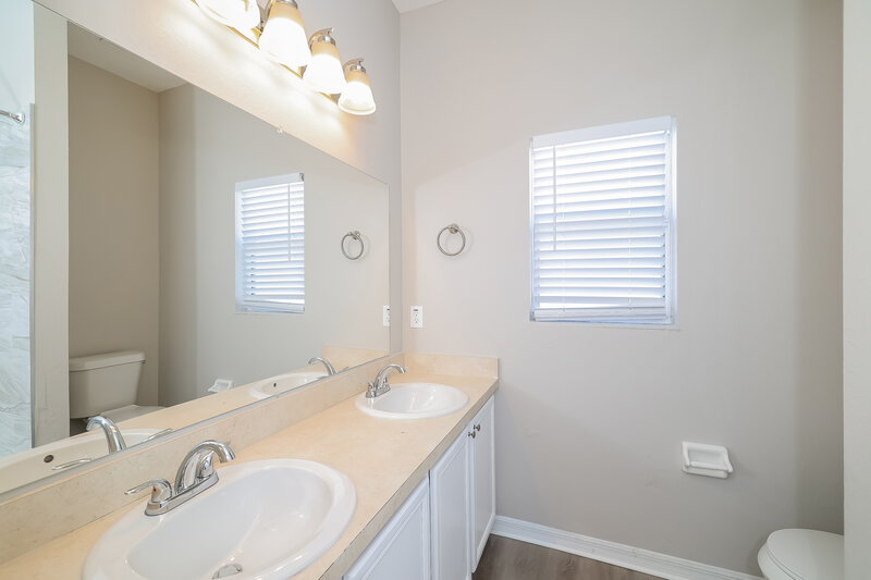 2,290/Mo, 4469 Cherry Branch Ct Kissimmee, FL 34758 Bathroom View