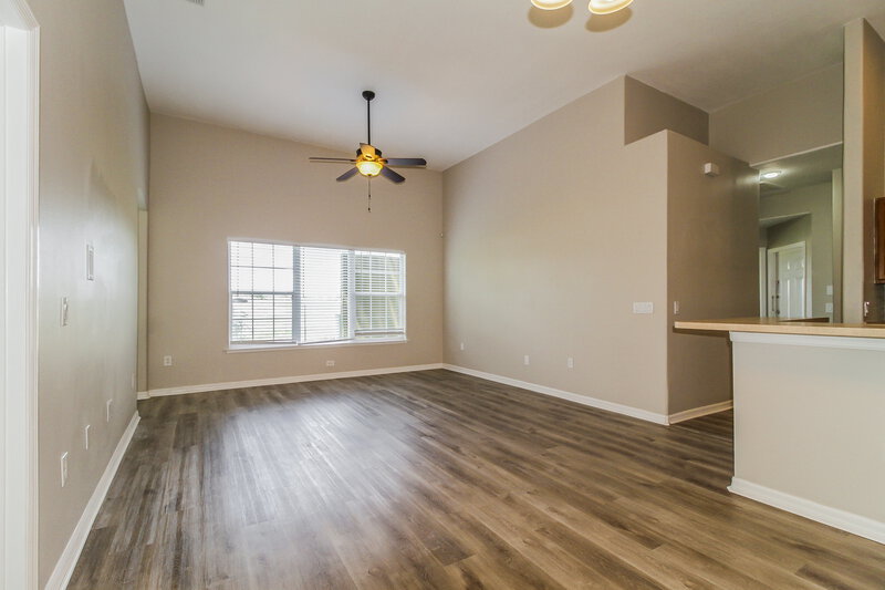 2,365/Mo, 1925 Island Walk Dr Orlando, FL 32824 Living Room View 3