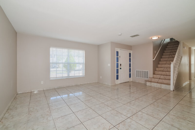 2,620/Mo, 3263 Fairfield Dr Kissimmee, FL 34743 Living Room View 2