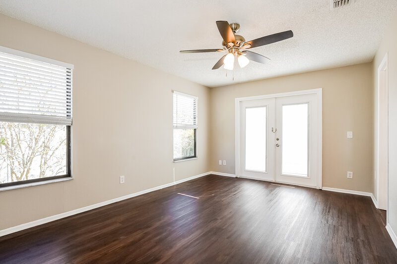 2,130/Mo, 1034 Burnett St Oviedo, FL 32765 Main Bedroom View 2