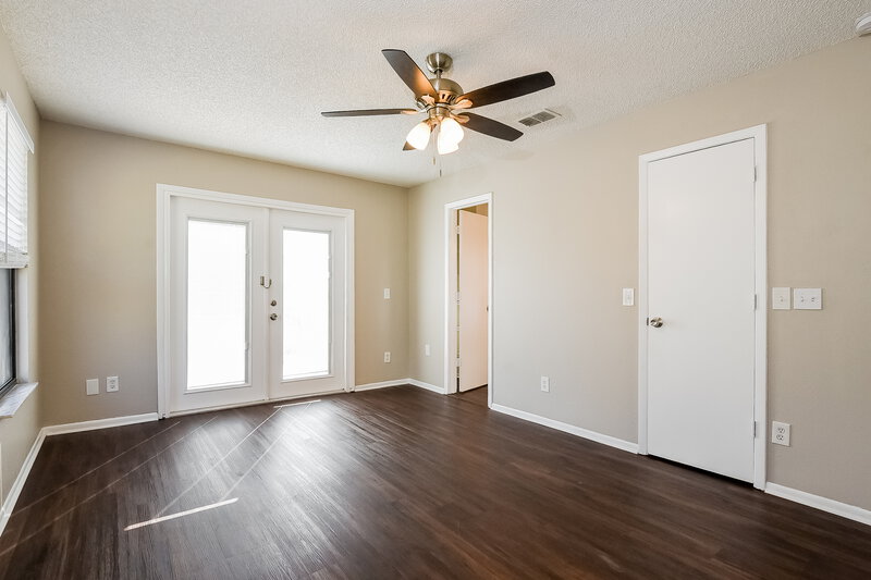 2,130/Mo, 1034 Burnett St Oviedo, FL 32765 Main Bedroom View 3