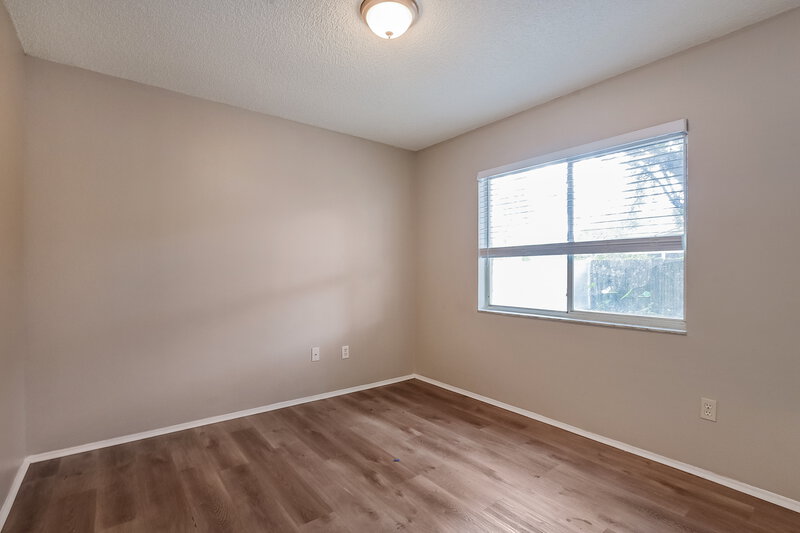 2,095/Mo, 3732 Running Deer Dr Orlando, FL 32829 Bedroom View 2