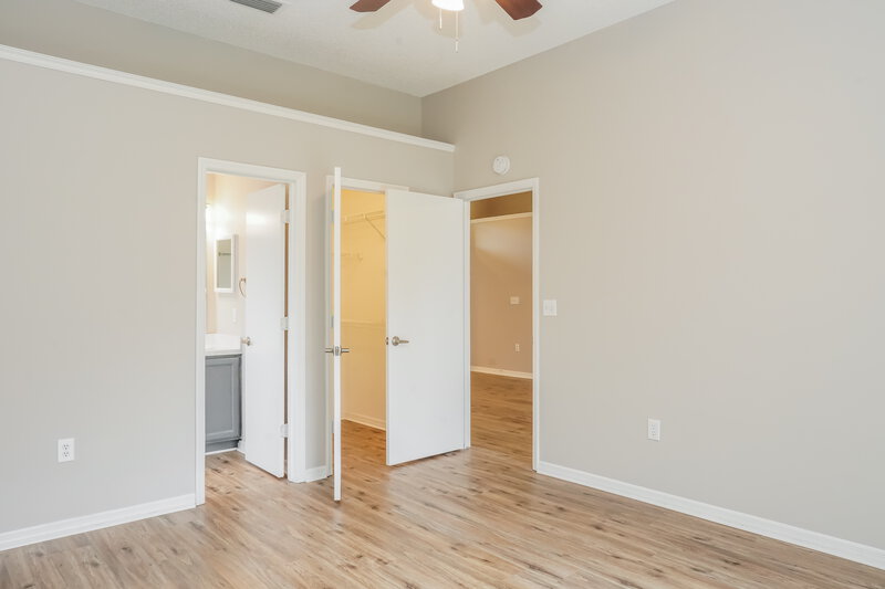 2,410/Mo, 11860 Shotgate Ct Orlando, FL 32837 Main Bedroom View