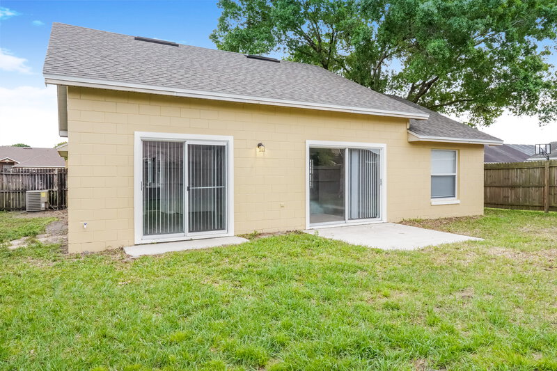 2,410/Mo, 11860 Shotgate Ct Orlando, FL 32837 Rear View 3