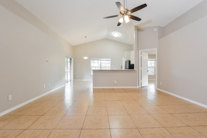 3,130/Mo, 281 Meagan Beth Rd Apopka, FL 32712 Living Room View 3