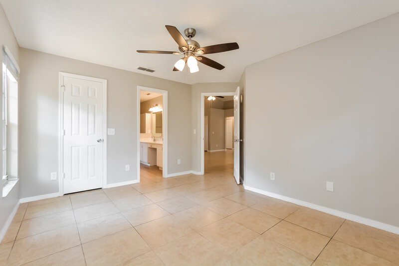 3,130/Mo, 281 Meagan Beth Rd Apopka, FL 32712 Main Bedroom View 2
