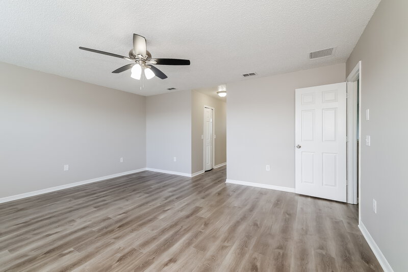 2,720/Mo, 4450 Maple Chase Trl Kissimmee, FL 34758 Main Bedroom View