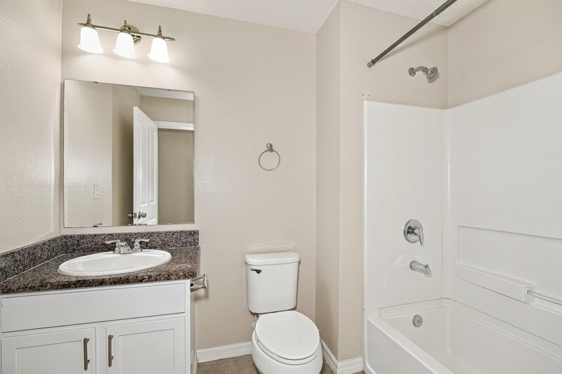 2,385/Mo, 4545 Orchard Grove Rd Saint Cloud, FL 34772 Bathroom View