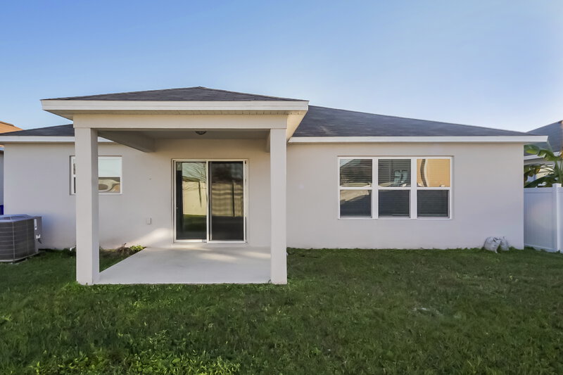 2,340/Mo, 4545 Orchard Grove Rd Saint Cloud, FL 34772 Rear View