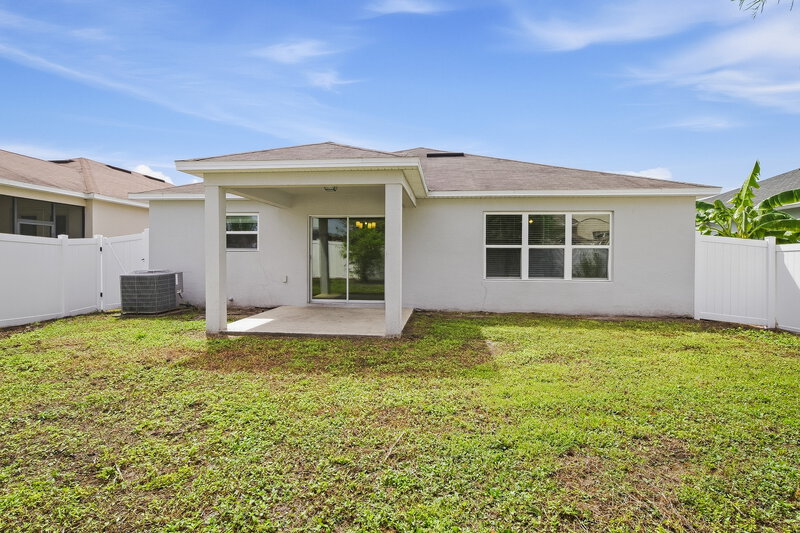 2,385/Mo, 4545 Orchard Grove Rd Saint Cloud, FL 34772 Rear View