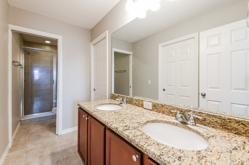 3,230/Mo, 1904 Pontoon Pl Kissimmee, FL 34746 Bathroom View