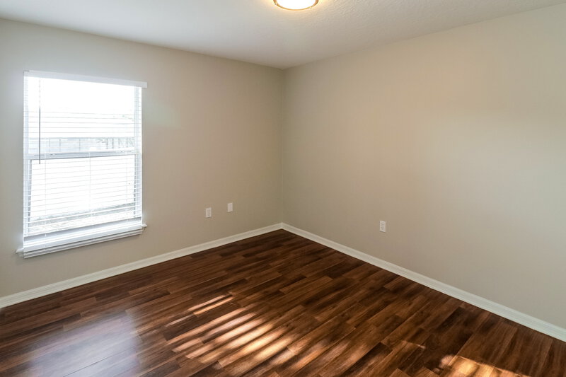 2,555/Mo, 426 Disston Ave Clermont, FL 34711 Bedroom View 3