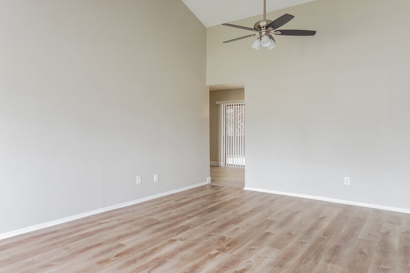 2,035/Mo, 109 Florida Pkwy Kissimmee, FL 34743 Living Room View 2